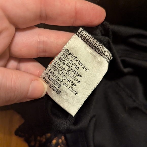 Tiered lace strapless holiday cocktail dress size 11 Dynamite - Picture 5 of 5